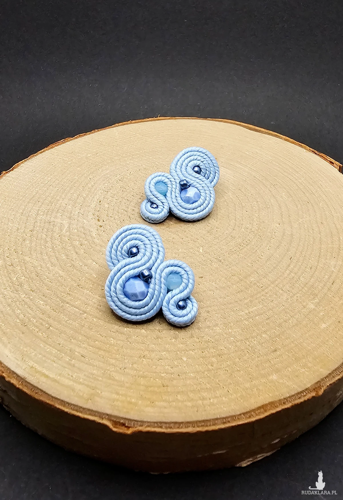 Kolczyki sutasz sztyfty 4